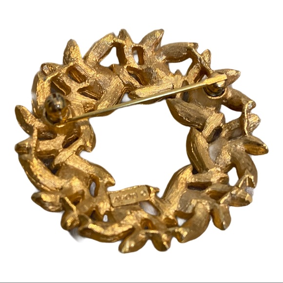 Vintage Avon Pearl Bead Wreath Brooch, Pin - Picture 4 of 4